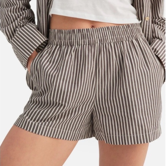 TWO Mate the Label Organic Cotton Poplin Shorts - Picture 3 of 6